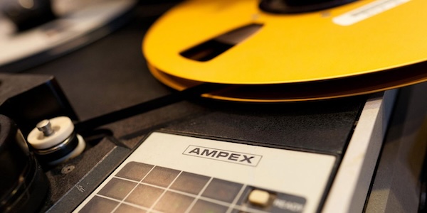 【9/2まで 89％OFF】Universal Audio「Ampex ATR-102 Mastering Tape Recorder」デジタルミックスにアナログの温かみと深みを追加するプラグイン