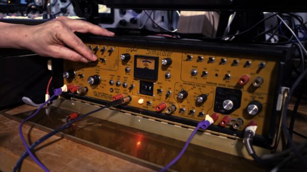 AudioThing「Lines」フィードバックパッチングで生まれる液体リズムと脈動ベース!複雑系エフェクトプロセッサーとフィードバックシンセサイザーを融合した革新的プラグイン|DTMプラグインセール