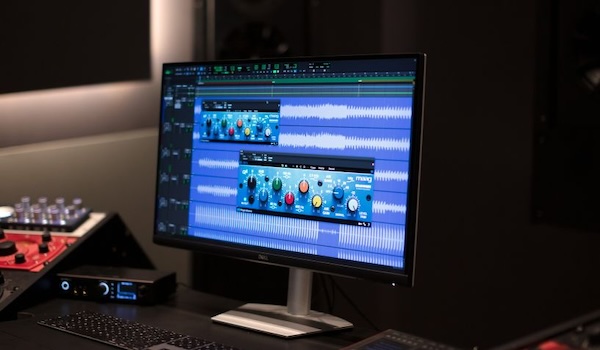Plugin Alliance「Mäag Audio EQ4」黒いUIオプション追加でさらに使いやすく進化したPlugin Alliance人気No.1プラグイン!ワンクリックでバンド単位のバイパス可能なデテント・コントロールで作業効率も向上した、世界のトップボーカリスト御用達EQ|DTMプラグインセール