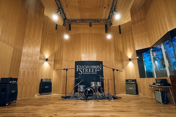 Bogren Digital「Trivium Drums」メタル界屈指の技巧派ドラマー Alex Bent のパフォーマンスを完全収録！Jens Bogren プロデュースによる即戦力メタルドラム音源の決定版｜DTMプラグインセール