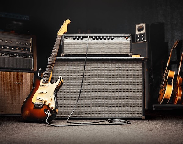 Universal Audio「UAD Showtime '64 Tube Amp」60年代アメリカン・ビンテージチューブアンプの音をDAWで忠実に再現！クリーンからクランチまで幅広く対応するビンテージサウンドの決定版｜DTMプラグインセール
