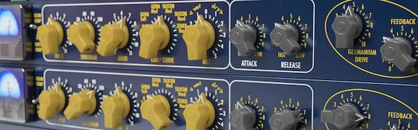 Softube「Chandler Limited Germanium Compressor」レシオ設定を算術ではなく耳で調整し、ニー設定をダイオード組み合わせで命名するという芸術的アプローチにより、EQ・ディストーション・トランジエント・デザイナーを一台で置き換える高汎用性モジョー・マシン