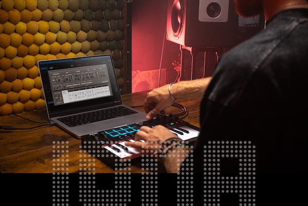 AIR Music Technology「Iona」伝説的101サウンドとシーケンサーをAIRハードウェア・ソフトウェア・プラットフォーム両方に提供し、シンプル・ハンズオン・ワークフロー維持しながら拡張クリエイティブ機能搭載のシンセサイザー|DTMプラグインセール