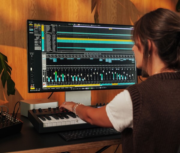Steinberg「Cubase 15」待望の新バージョン登場!作曲、録音、編集、マスタリングを楽に実現する膨大な最先端ツールと、ステレオからDolby Atmosまで対応する次世代オーディオエンジンで、あらゆるジャンル・レベル・予算に応える音楽制作の世界標準DAW|DTMプラグインセール