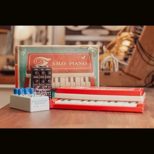 A Last Picture From Voyager「Xilo Piano」ローファイでレトロな音が好きな人必見！80年代のトイシンセ"VTech MUSIC MAJOR"の音を忠実に再現した無料バーチャル楽器｜DTMプラグインセール