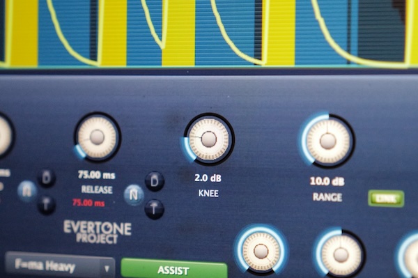 Evertone「EVERTONE EXPANDER」“加速度エネルギー”という視点で、録音物に自然な押し出し(エネルギー)を戻すアプローチ!エンジニアが時間をかけて作っていた"前に出る音質"を1つのプラグインで再現する革新的なツール|DTMプラグインセール