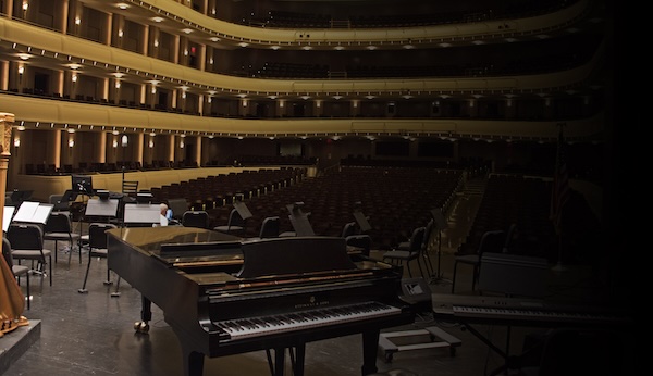 EASTWEST「Spaces II」世界中の教会・コンサートホール・オペラハウス・駅・倉庫で録音された1,020以上のリバーブを収録｜合理化されたUIで検索から設定までを高速化したコンボリューション・リバーブの決定版｜DTMプラグインセール