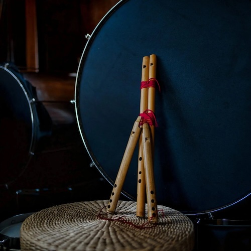 MNTRA「Orakle X」希少楽器と最先端サウンドデザインが生み出す創造性！古代楽器の神秘的な響きと現代シネマティックサウンドを融合した音源｜DTMプラグインセール