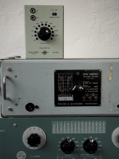 AudioThing「Octaves」音を分解し再構築！オクターブ分割によるスペクトル操作で独創的な音響表現を実現するバンドパスフィルター｜DTMプラグインセール