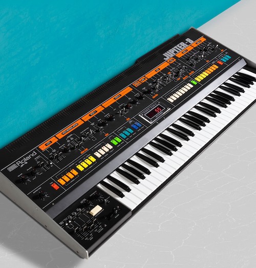 Roland「JUPITER-8」ポリシンセの王者が完全復活！伝説のアナログサウンドを回路レベルで再現した究極シンセ｜DTMプラグインセール